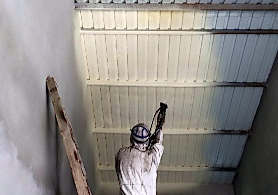 Bakı Sprey Poliüretan Köpük | Sıkma Köpük Çatı İzolasyonu