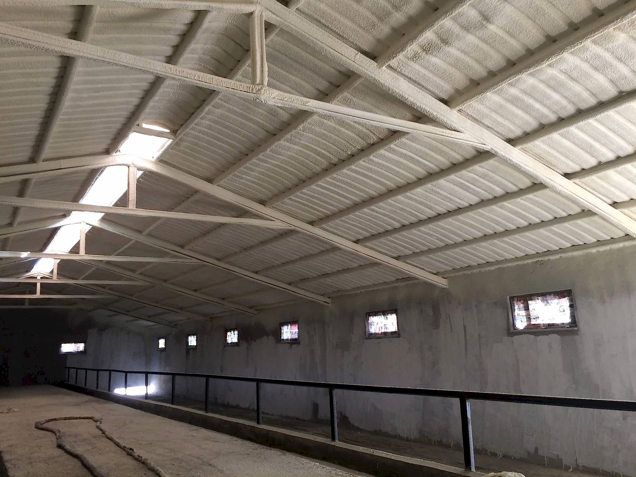Trapez Sac Üzeri Sprey Poliüretan Köpük Yalıtımı